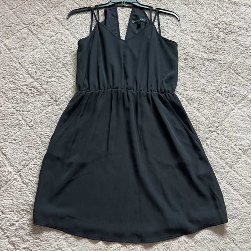 Elegant Black Sleeveless Dress
